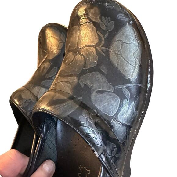 Dansko Women's Professional Clog Pewter Floral Leather Sz 38 7.5 Comfort Nurse - Picture 5 of 16